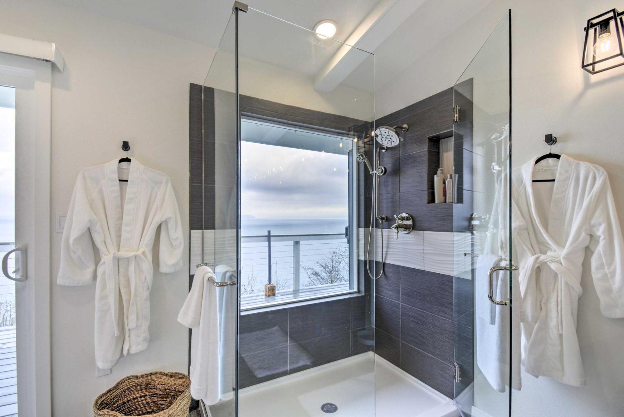 Waterfront Kingston Getaway On Puget Sound! Villa Buitenkant foto